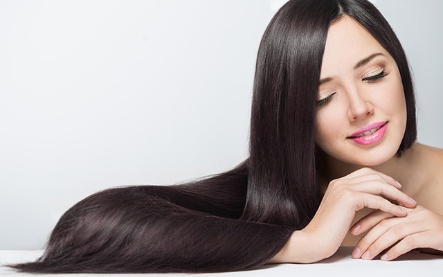 Why pH Of Your Hair Matters & How To Balance It Naturally