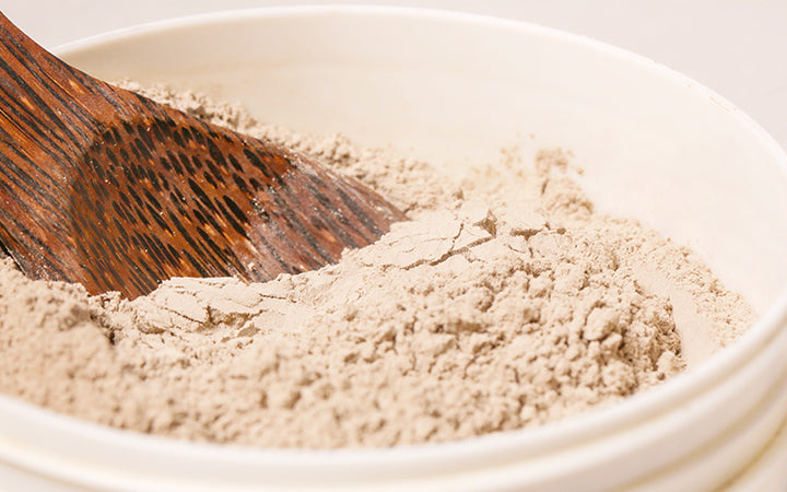 Bentonite Clay Benefits  Discover 7 Benefits of Bentonite Clay for Skin -  Nectar Bath Treats
