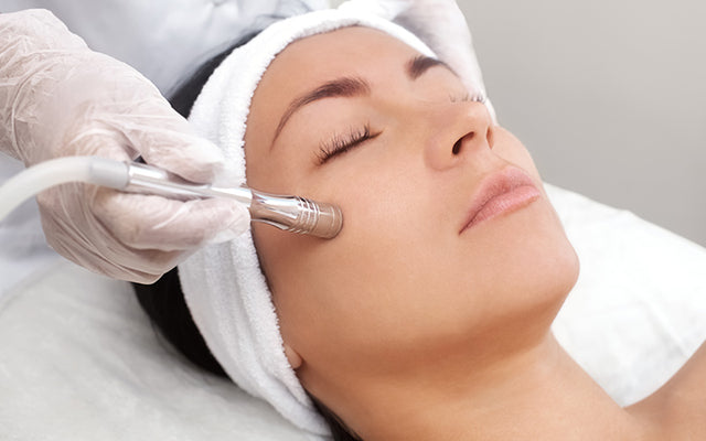 Chemical Peel Vs Microdermabrasion - Which One Is Better For Your Skin?