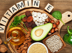 Vitamin E Oil Benefits for Skin & How To Use It For Healthy Glow?