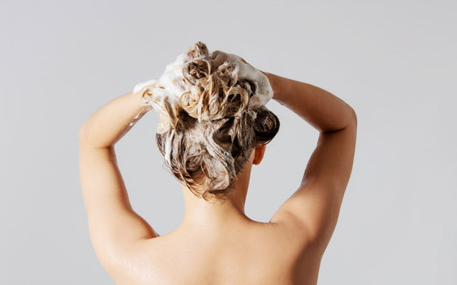 Should You Wash Hair With Hot Water Or Cold?