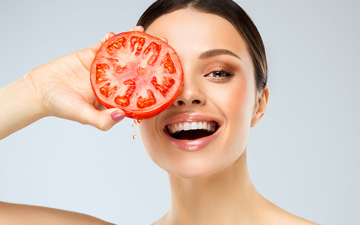 Can Applying Tomato On Face Daily Benefit Your Skin? – SkinKraft