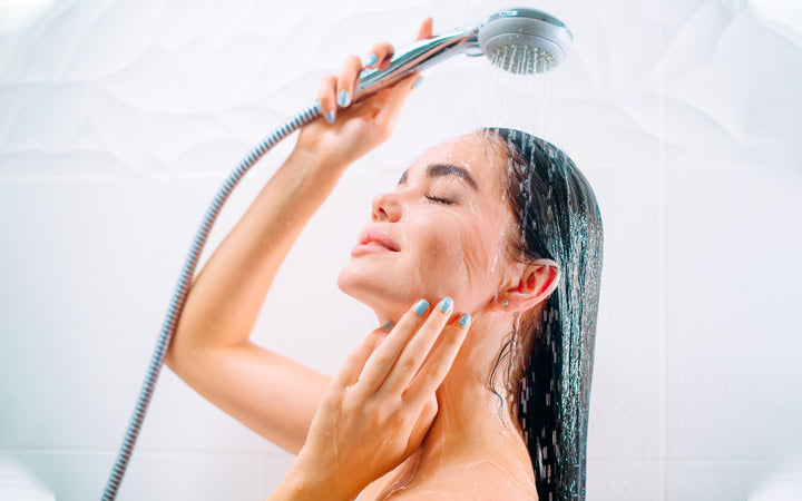 Cold Shower Vs. Hot Shower: Which Is The Better Option? – SkinKraft