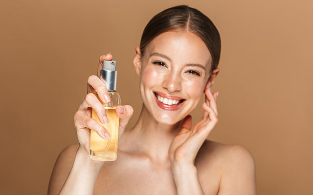 How To Oil Cleanse Your Face For Maximum Benefits?