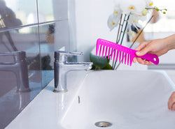 How To Clean Different Types Of Hair Brushes And Combs - The Right Way