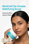 De-Grease Mattifying Face Scrub